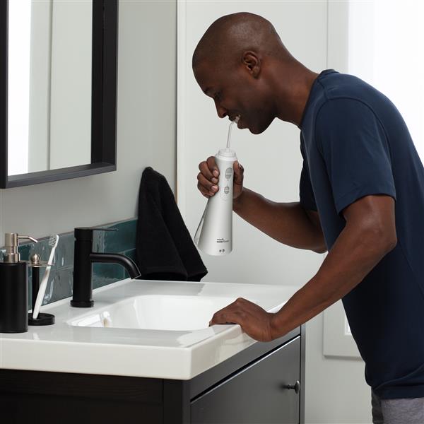 Waterpik White Cordless Plus Water Flosser | Jordan- the health boutique